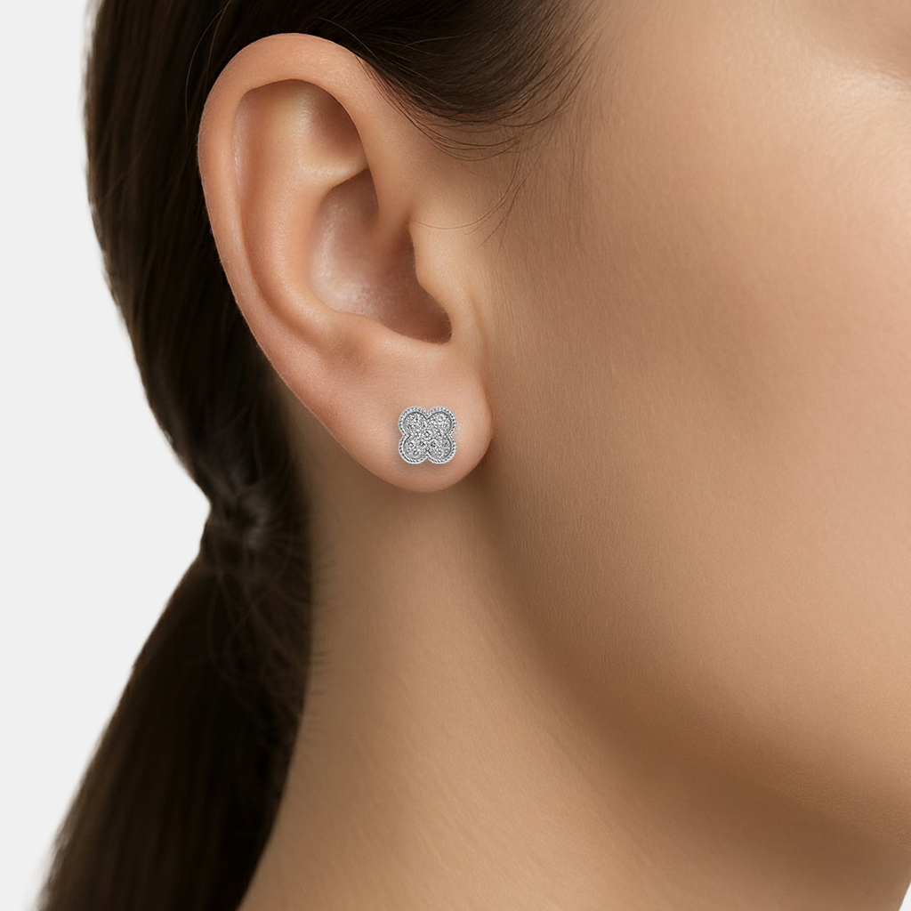 Arete Broquel Flor Mediano 9mm Inspirado Van C con Circonias Plata .925
