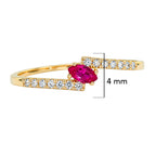 Anillo Con Circonia Rosa y Micro Circonias Oro 10K