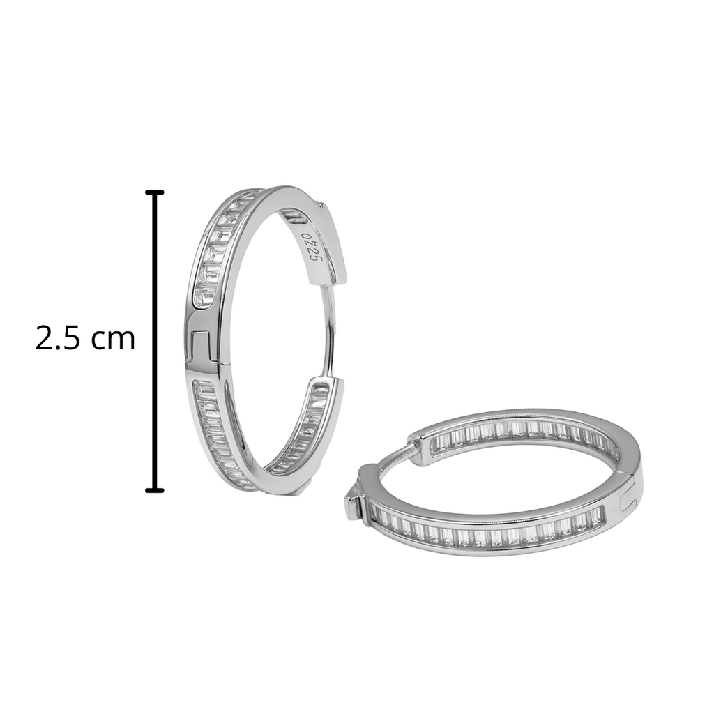 Arracadas Canalito Circonias Baguette con Broche Tipo Huggie 2.5 cm Plata .925 con Baño de Rodio