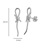 Arete Inspirado Tiff Nudo con circonias Plata .925 con Baño de Rodio