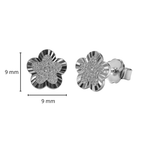 Arete Broquel Flor Diamantada con Micro Circonias Plata .925 con Baño de Rodio