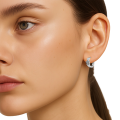 Huggies Chica de Estrella con Micro Circonias Plata .925