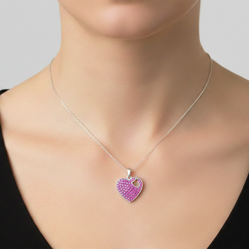 Dije de Corazón con Micro Circonias de 2.5cm Plata .925