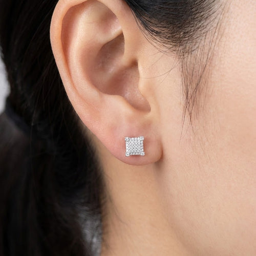 Arete Broquel Cubo Micro Circonias Plata .925 con Baño de Rodio