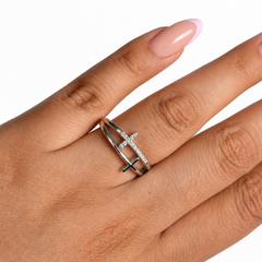 Anillo Doble Cruz Lisa Y Micro Circonias Plata .925 Con Baño De Rodio