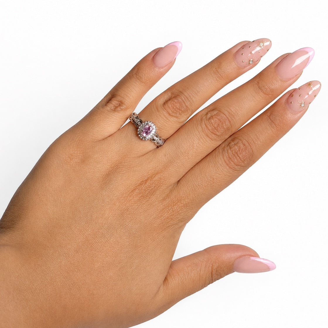 Anillo Circonia Ovalada con Micro Circonias Plata .925 con Baño de Rodio