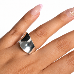 Anillo Liso Ola Hecho A Mano Plata .925