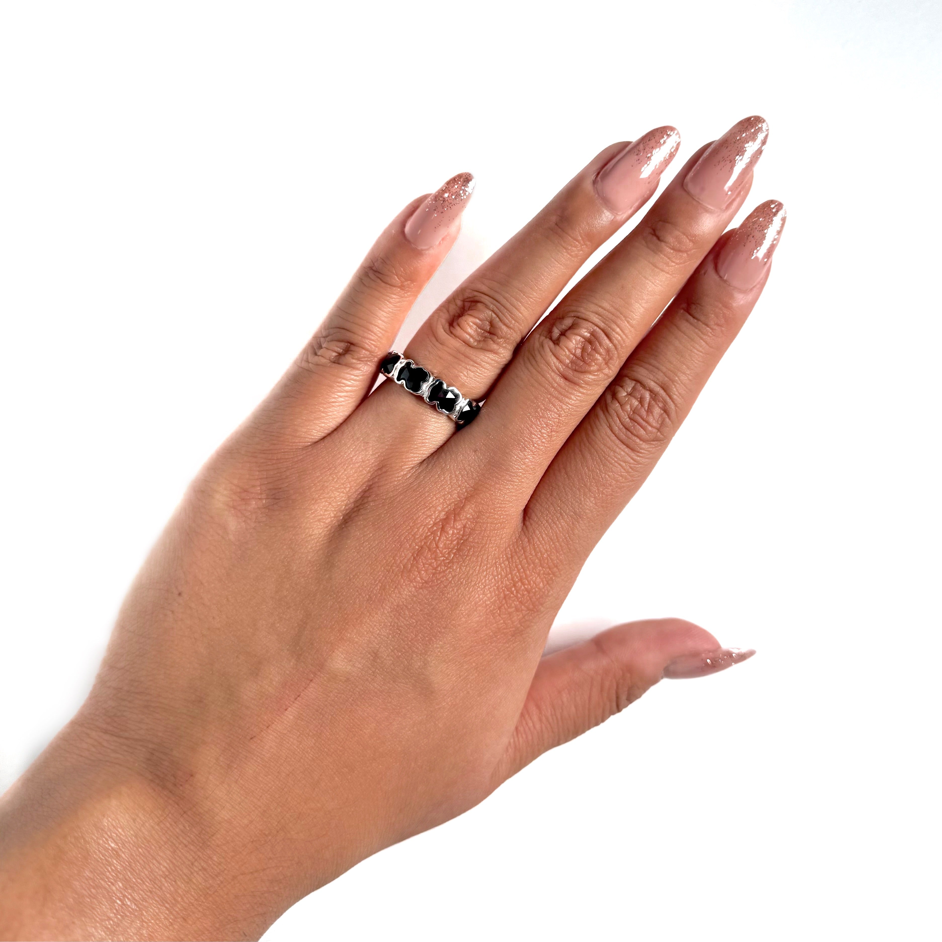 Anillo Inspirado Multi Osos 1.1 Onix Facetado Plata .925 con Baño de Rodio