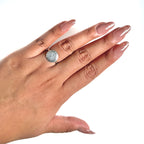 Anillo Inspirado Pan 1.1 Redondo Logotipo Completo con Micro Circonias Plata .925