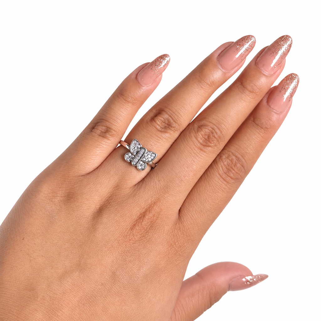 Anillo Inspirado Pan 1.1 Mariposa con Circonias Anilleta Lisa Plata .925