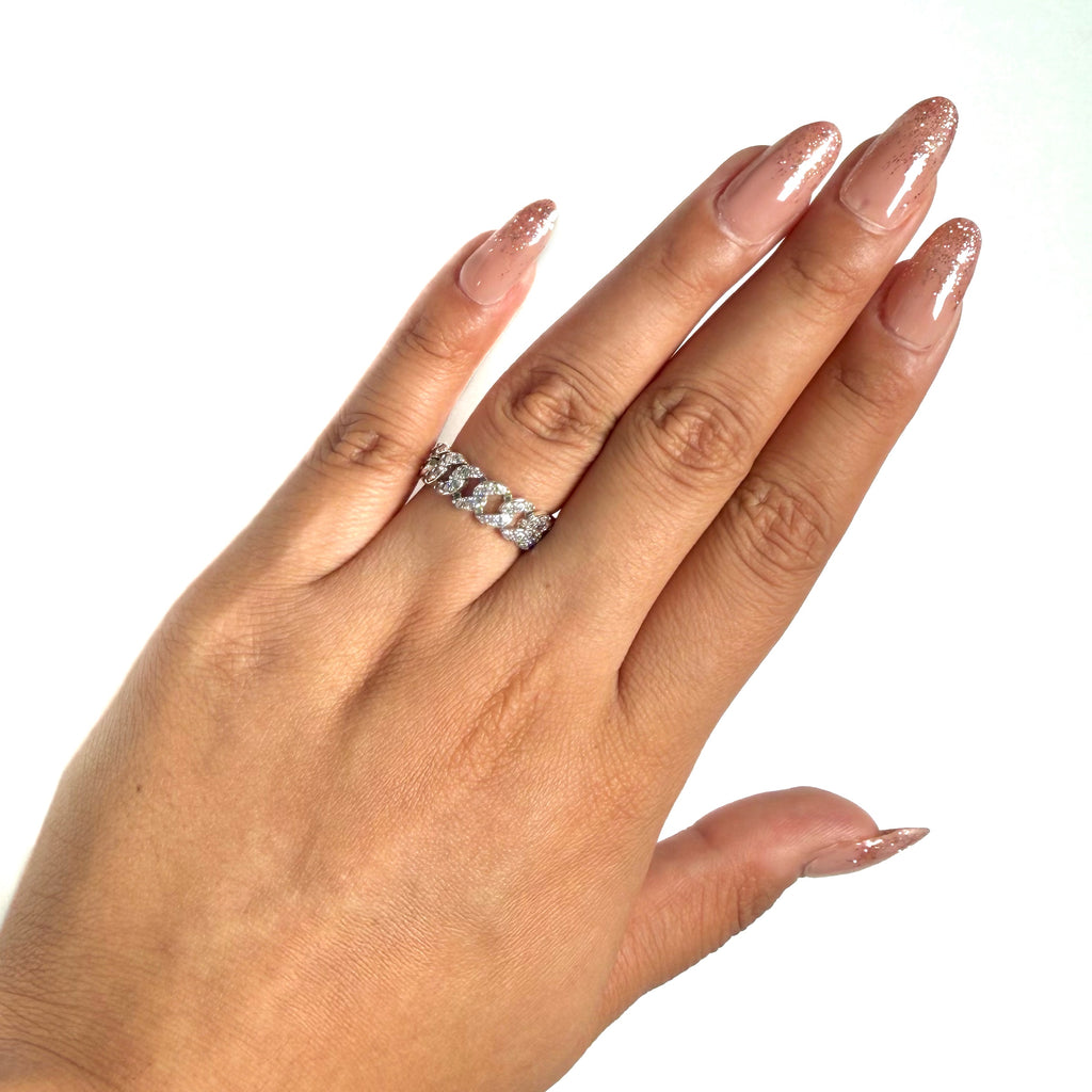 Anillo Inspirado Pan 1.1 Cadena Cubana con Circonias Plata .925