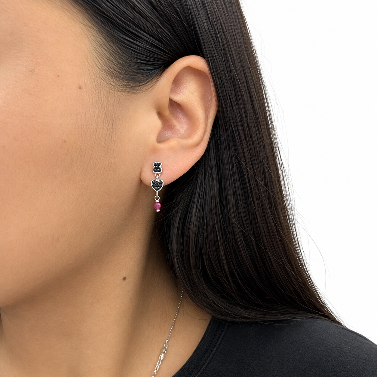 Arete Oso 1.1 Con Corazón Circonias Negras Y Ágata Rosa, Plata 925 Con Baño De Rodio
