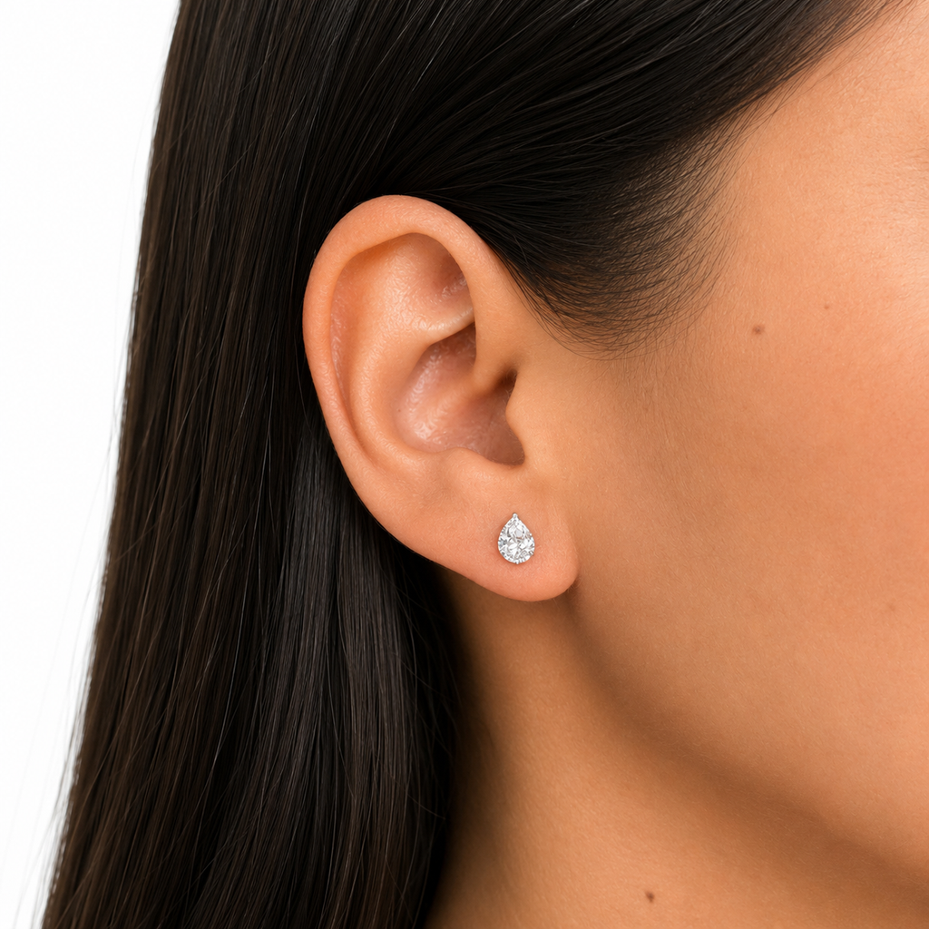 Arete Broquel Circonia en Forma de Gota Plata .925