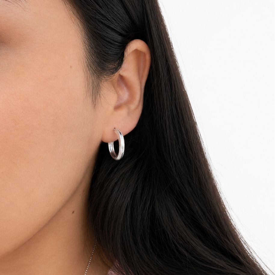 Arracada Diamantada de 2cm Plata .925