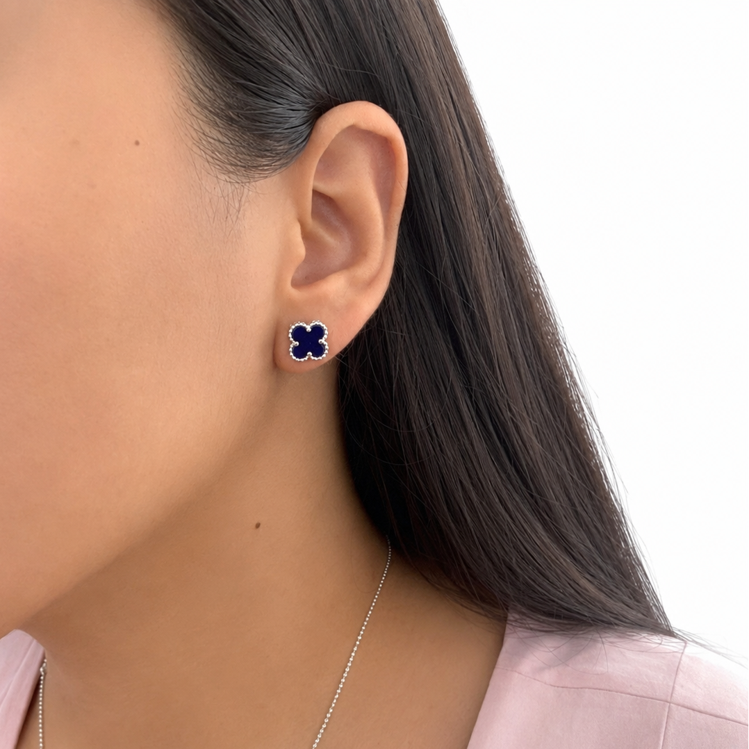 Arete Broquel Flor Economico 8 mm Esmaltado Inspirado Van C Chico Plata .925 ( terminado delgado y ligero)