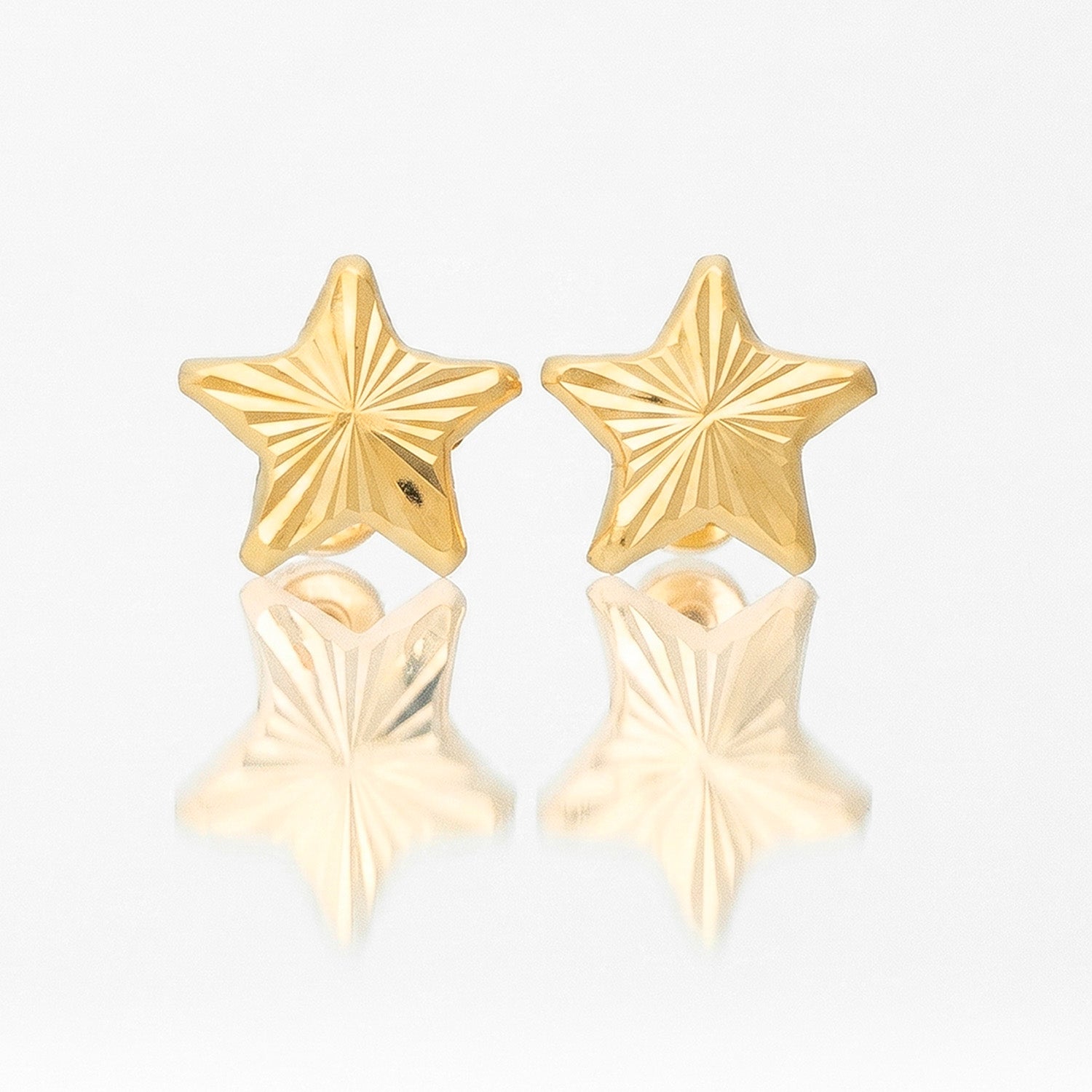 Broquel Arete Estrella Diamantada Oro 10k con Bolita