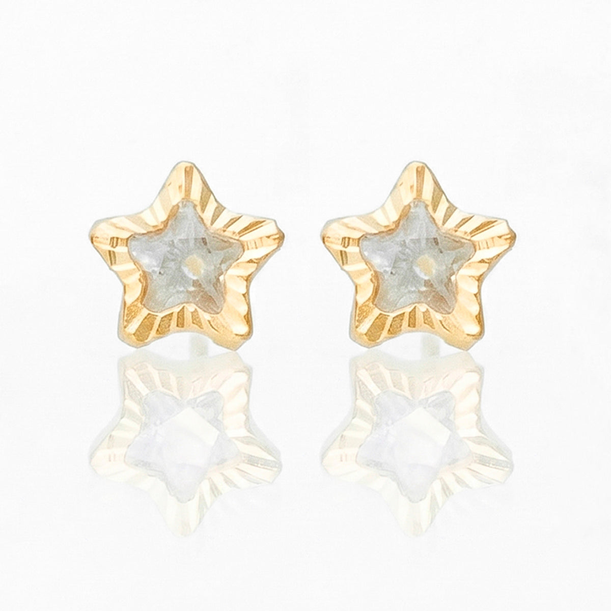 Broquel Arete Estrella Diamantada con Circonia Blanca Oro 10k con Bolita