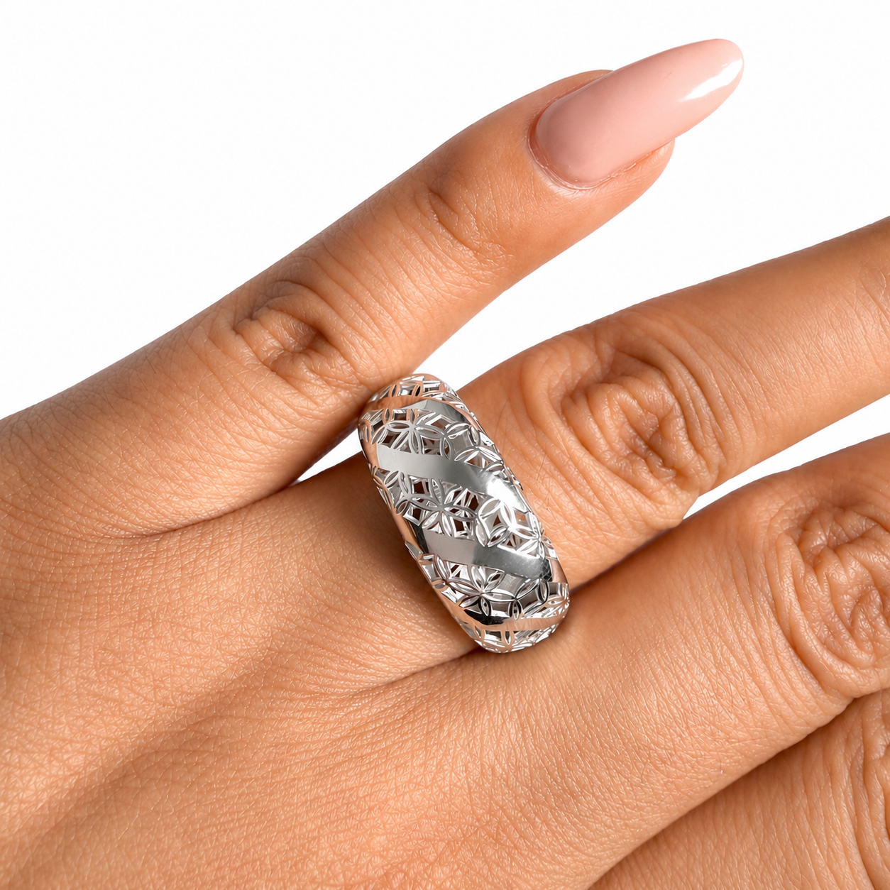 Anillo Filigrana Flores y Lineas Colección Esencia Plata .925 con Baño de Rodio