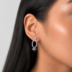 Aretes Corazones Lisos con Circonias Latido de Plata, Plata .925 con Baño de Rodio