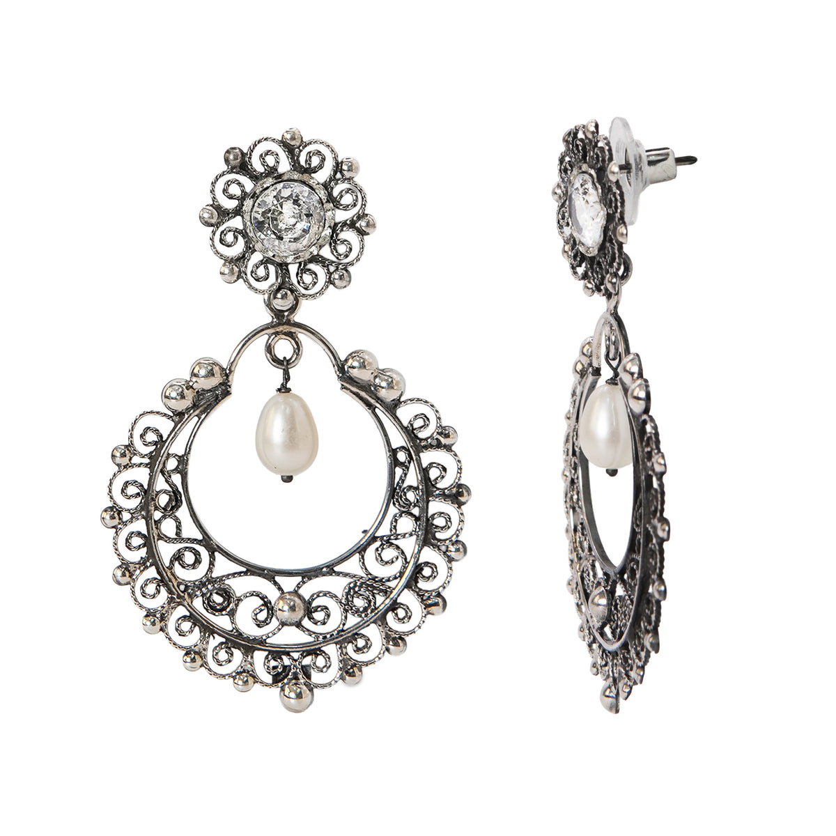 Aretes Filigrana Circulo 5.6 cm con Flor de Circonia Blanca y Perla de Río, Hecho a Mano Plata .925 Oxidada
