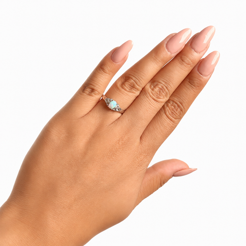 Anillo Piedras Preciosas Ópalo de Etiopía con Circonias, Plata .925 con Baño de Rodio