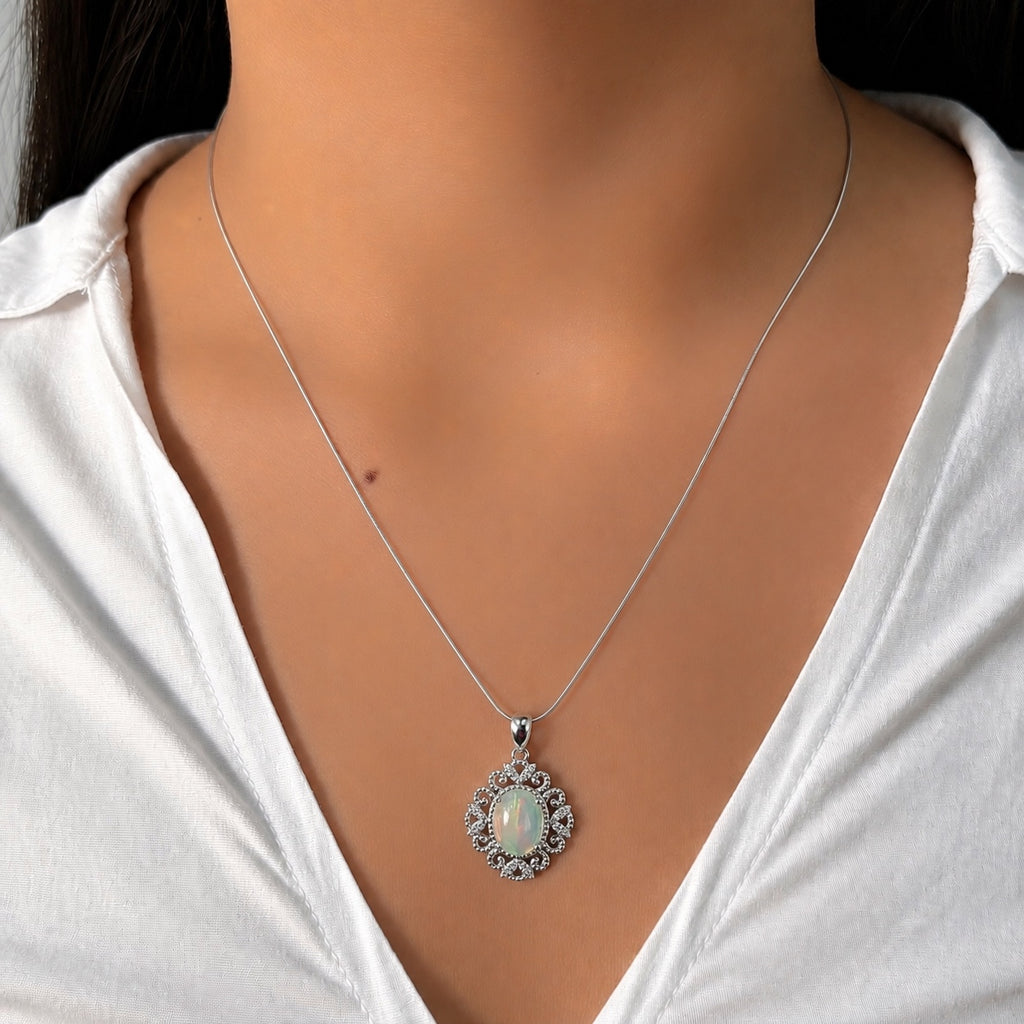 Dije Piedras Preciosas Ópalo de Etiopía Estilo Virreinal con Circonias, Plata .925 con Baño de Rodio