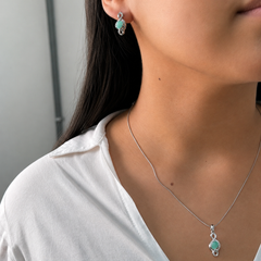 Juego Piedras Preciosas Notas Musicales Aretes y Dijes Esmeralda, Plata .925 con Baño de Rodio