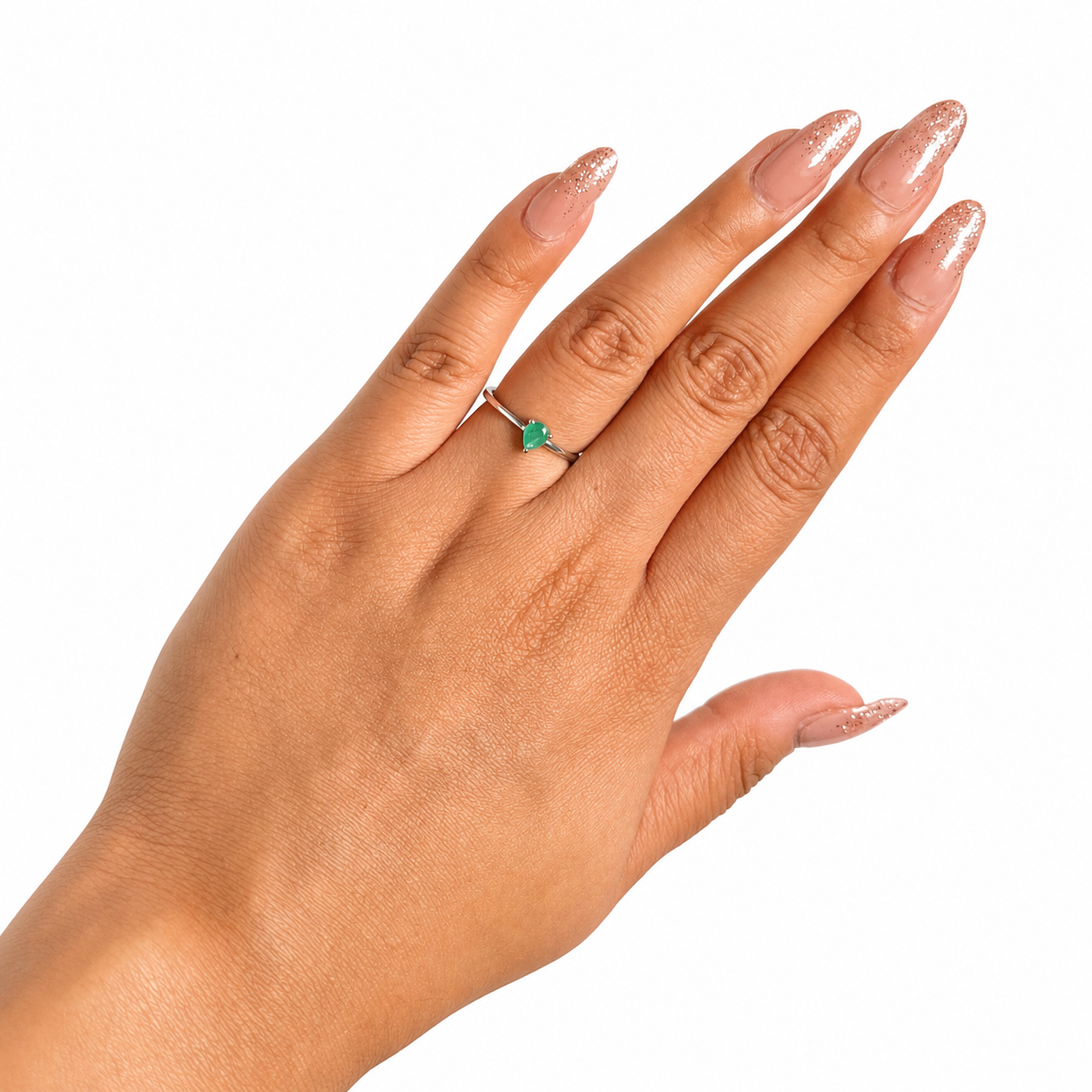 Anillo Piedra Preciosa Esmeralda Chica en Gota, Plata .925 con Baño de Rodio