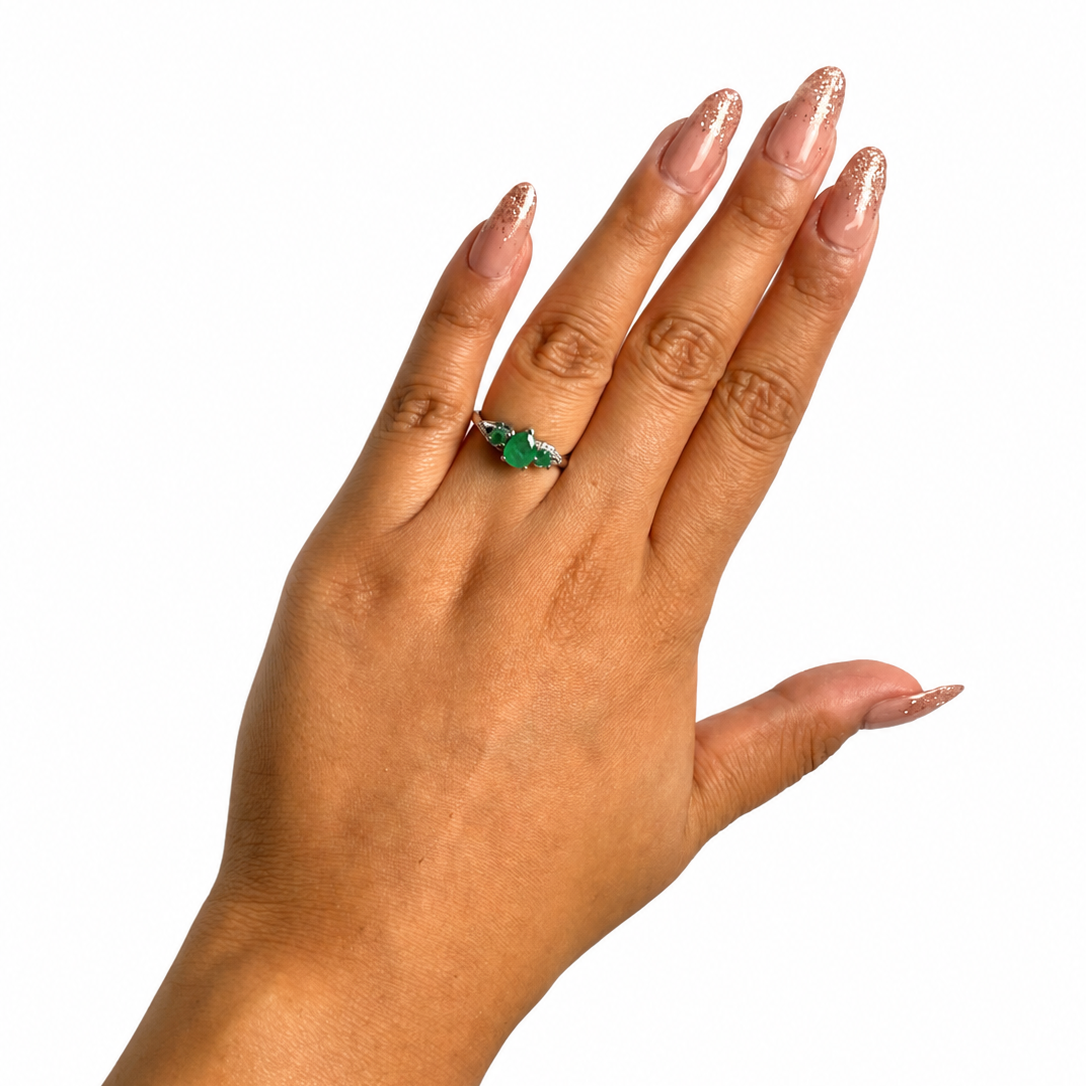 Anillo Piedra Preciosa Esmeraldas Gota y Circulares, Plata .925 con Baño de Rodio