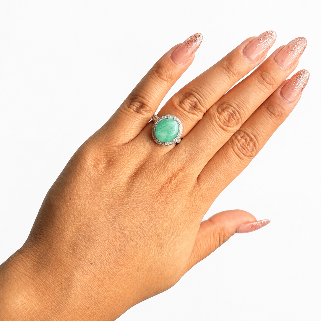 Anillo Piedra Preciosa Esmeralda Maxi con Circonias, Plata .925 con Baño de Rodio