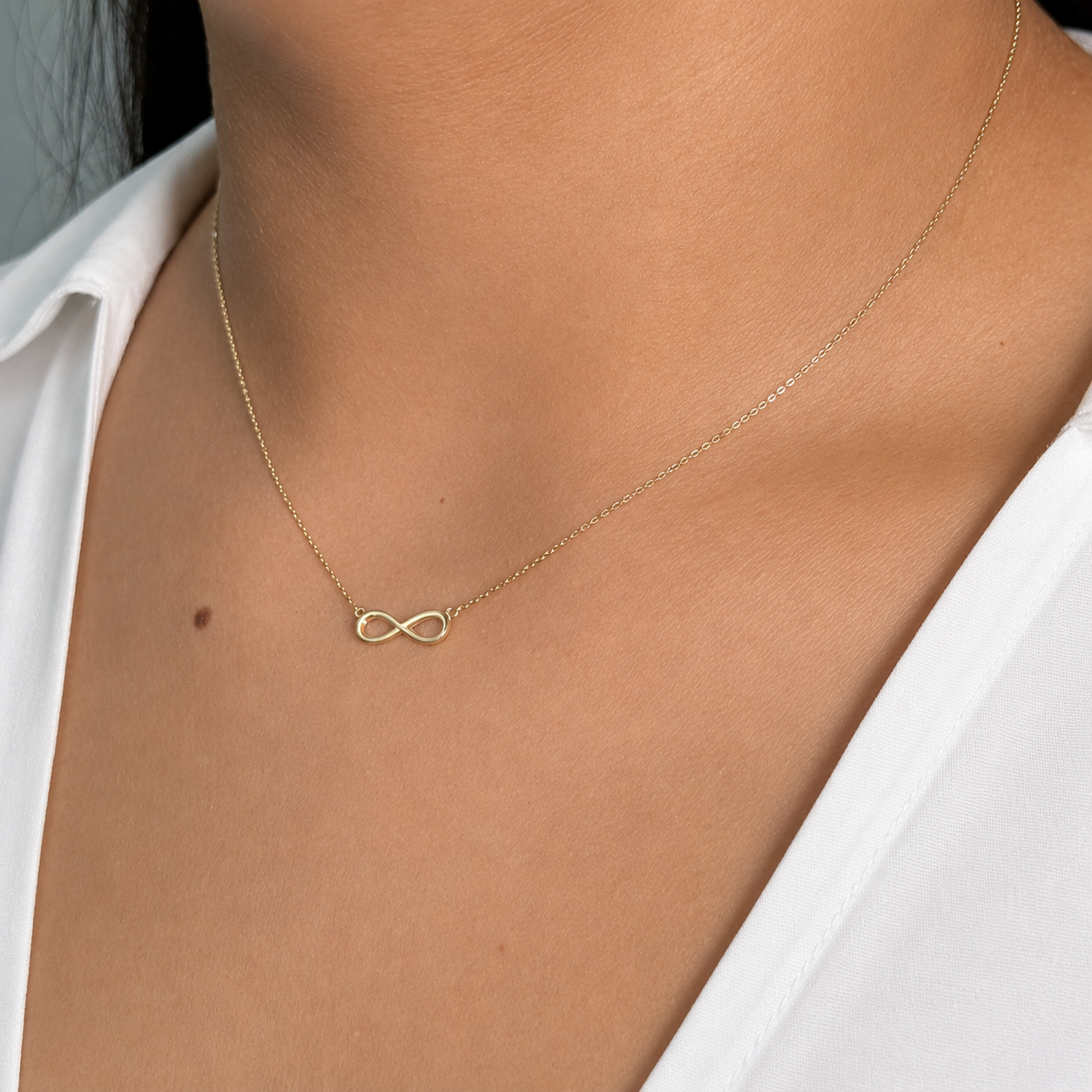 Collar Infinito Liso Oro 10K