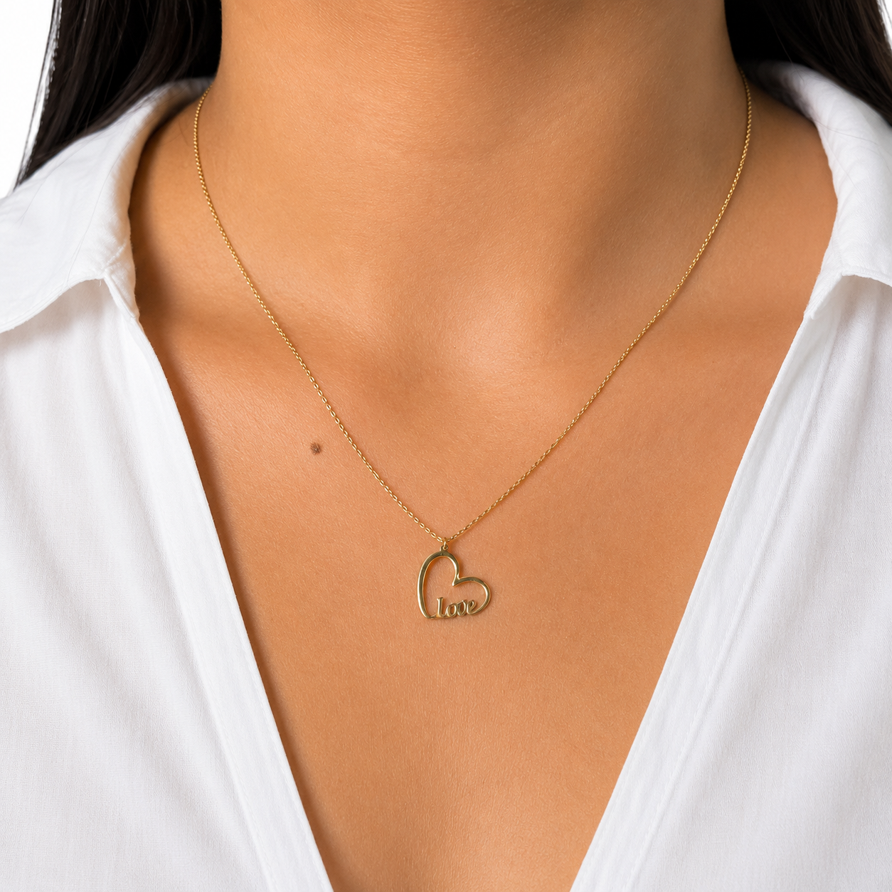 Collar Silueta Corazón Love Liso Oro 10K