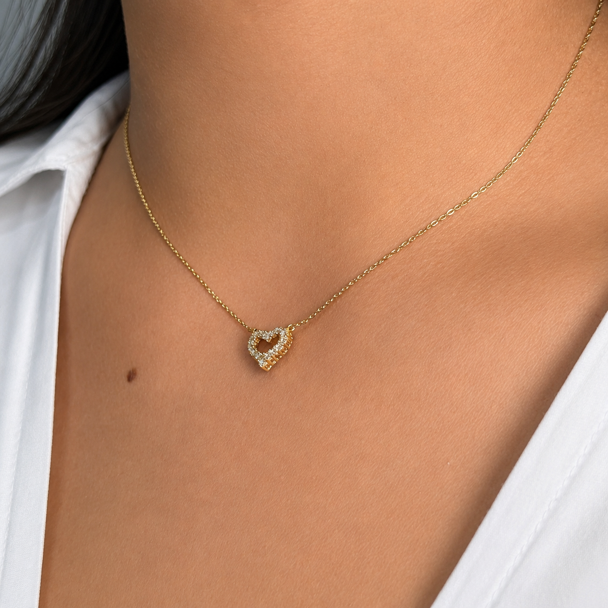 Collar Corazón con Micro Circonias Oro 10K