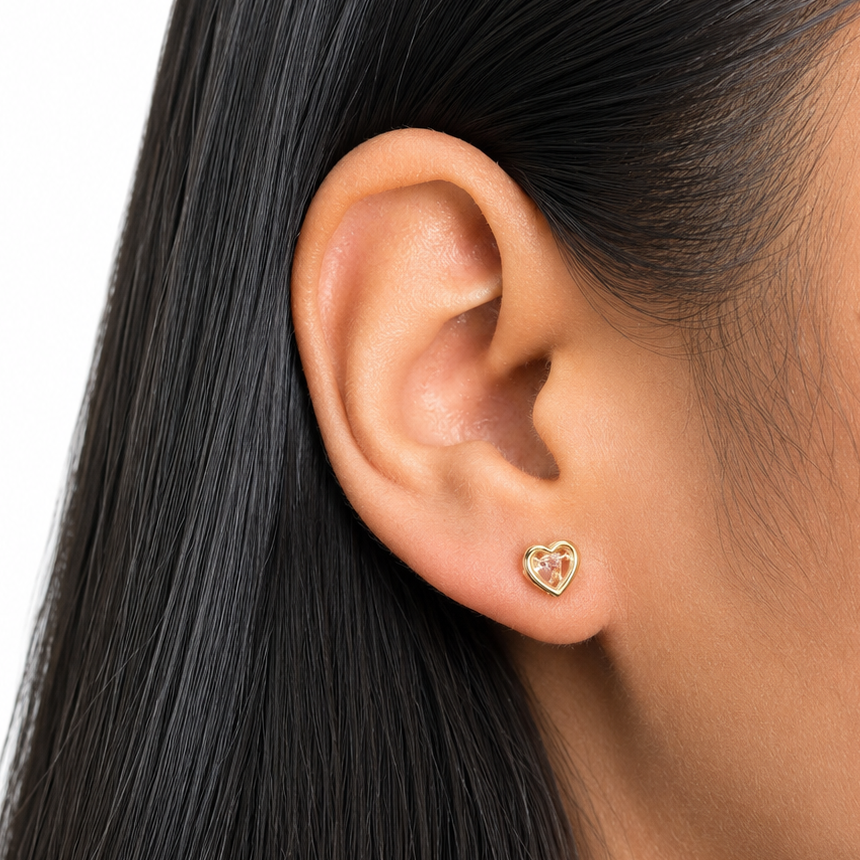 Arete Silueta Corazón 7 mm con Circonia Movible Oro 10K