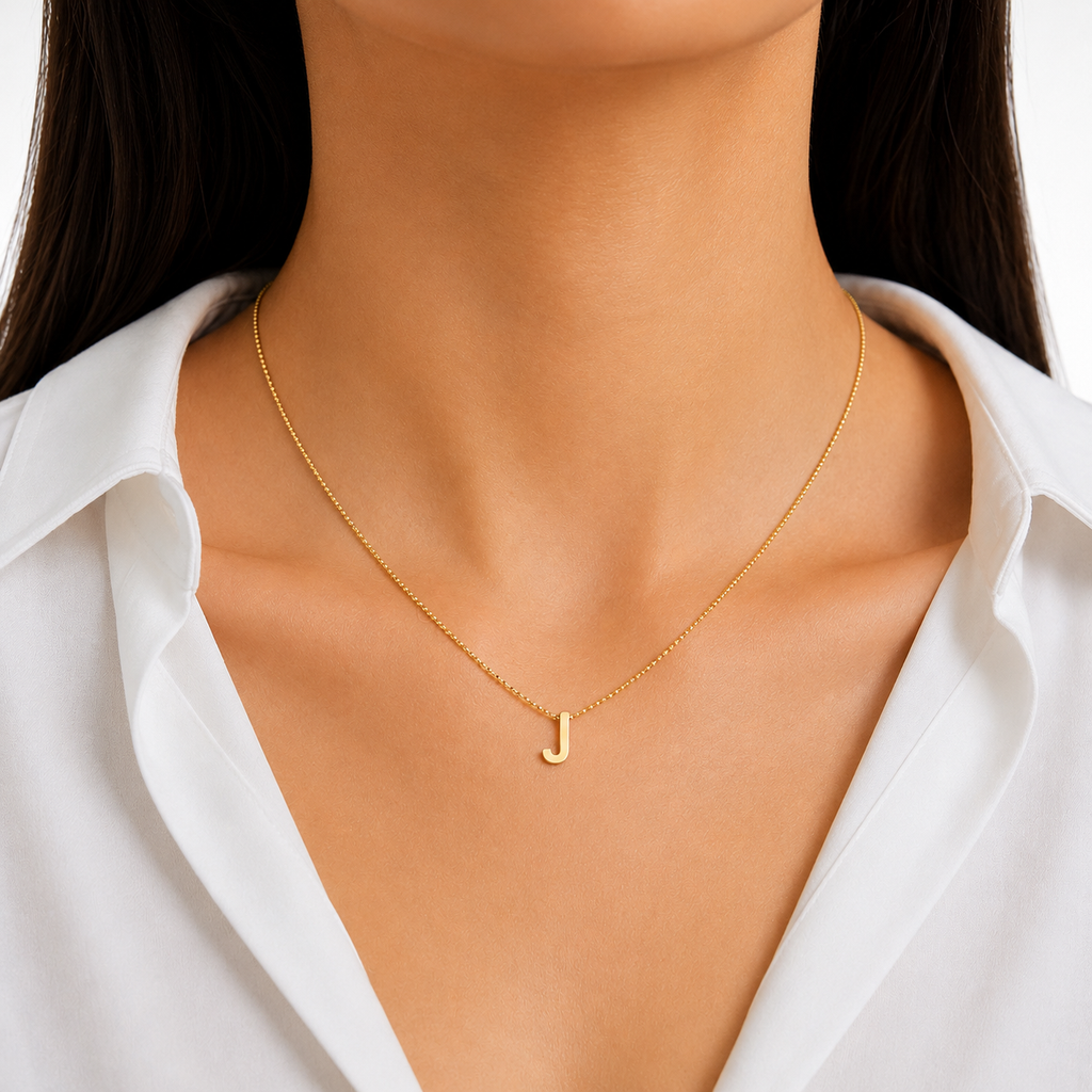 Collar Letra J Plata .925 con Baño de Oro 18K