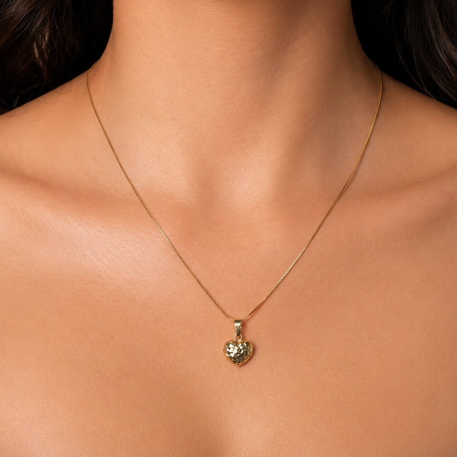 Dije Corazón Bombeado Diamantado 1.8cm Oro 10K
