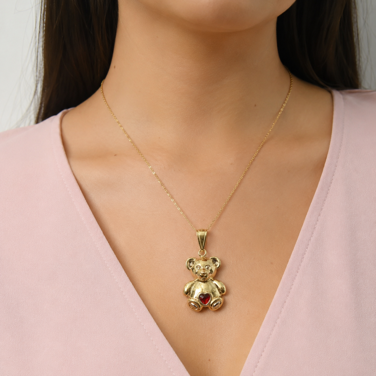 Dije Osito de 4.7cm con Corazón Rojo de Circonia Oro 10K