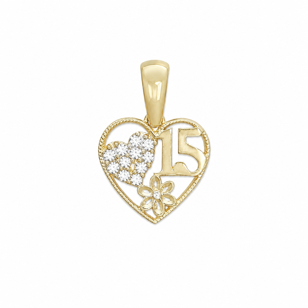 Dije XV años con Corazon de Circonias Oro 10K