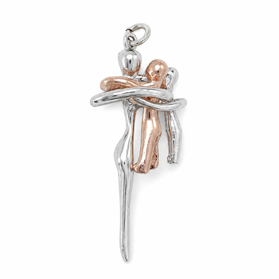 Dije Abrazo Familia de 3, Plata .925 con Baño de Oro Rosa.
