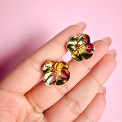 Arete Flor Sakura Grande Colección Florecer Plata .925 con Baño de Oro