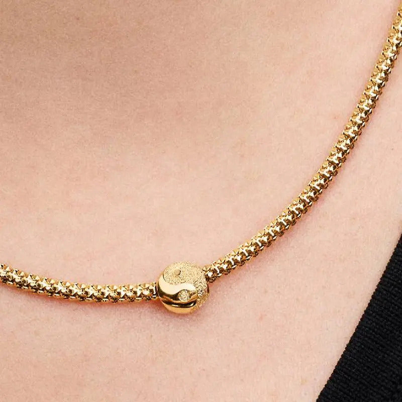 Charm Inspirado Pan 1:1 Yin Yang Dorado Chico, Plata .925