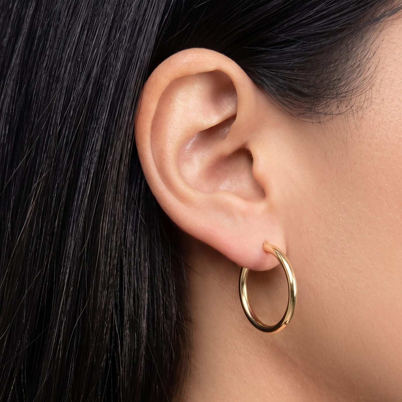 Arracada de Tubo Liso 2.6cm Oro 10K