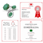 Anillo Piedras Preciosas Moño de 3 Esmeraldas y Línea de Circonias, Plata .925 con Baño de Rodio