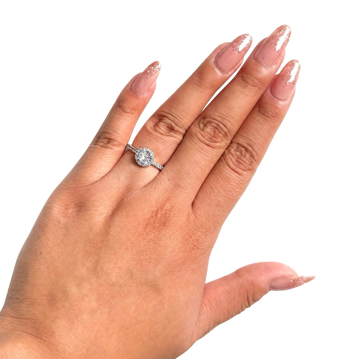 Anillo Inspirado Pan 1.1 Solitario Redondo Circonia con Micro Circonias Plata .925