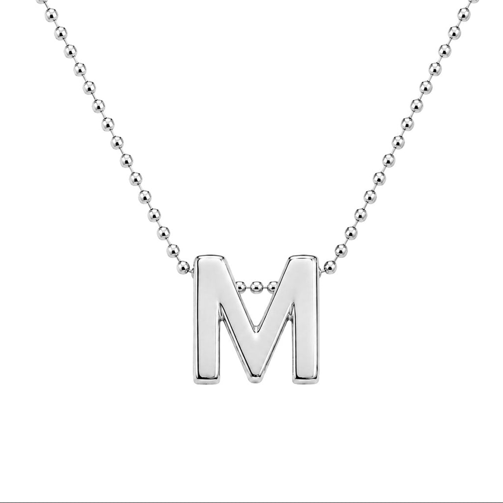Collar Letra M Plata .925 con Baño de Rodio