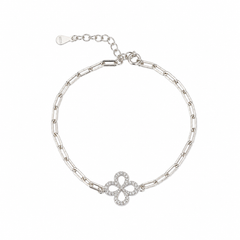 Pulsera Trebol con Micro Circonias y Cadena Paper Clip Plata .925