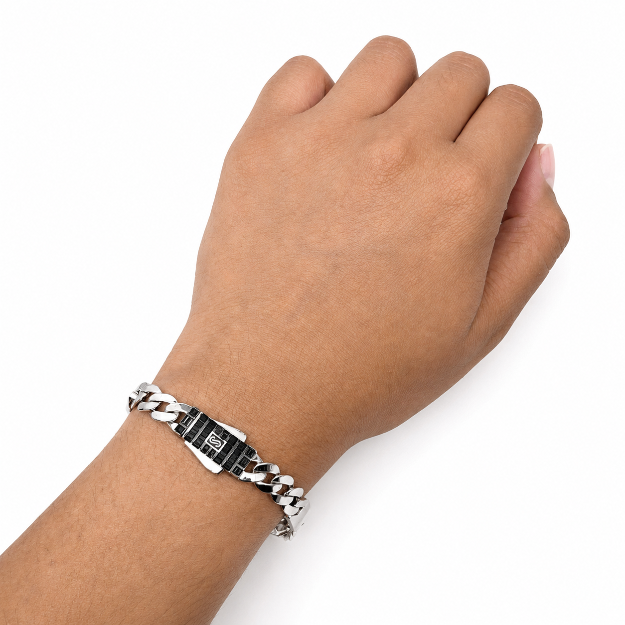 Pulso Inspirado Mónaco Macizo Cubano Liso 7mm y Placas Lisas Con Broche Circonias Negras Baguette  Plata .925 con Baño de Rodio