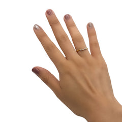 Anillo Entrelazado con Circonias Oro 10K