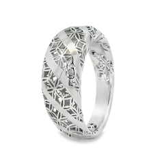 Anillo Filigrana Flores y Lineas Coleccion Esencia Plata .925 con Baño de Rodio