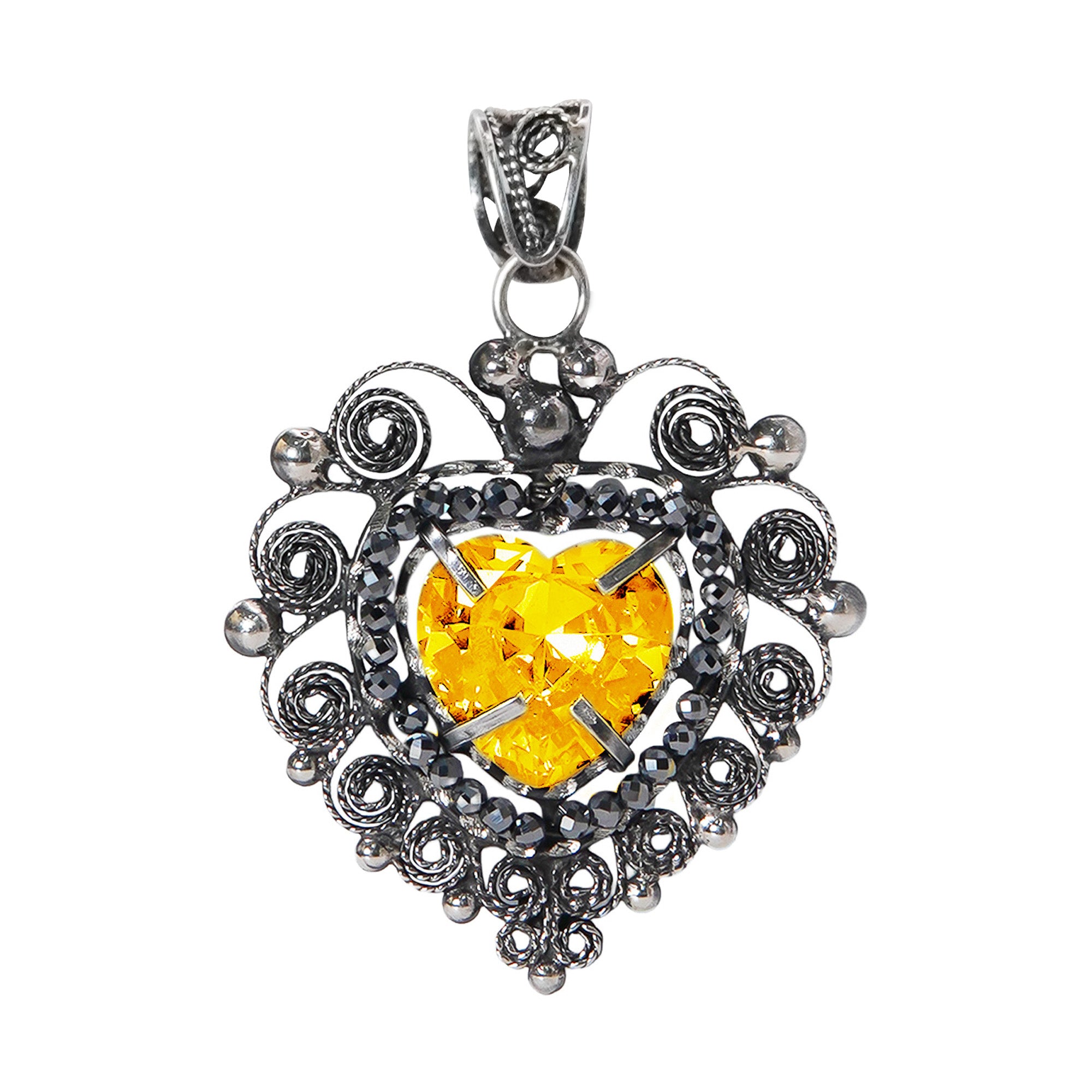 Dije Filigrana Corazón 5.3 cm Circonia Amarilla y Piedra Gris Hematite, Hecho a Mano Plata .925 Oxidado